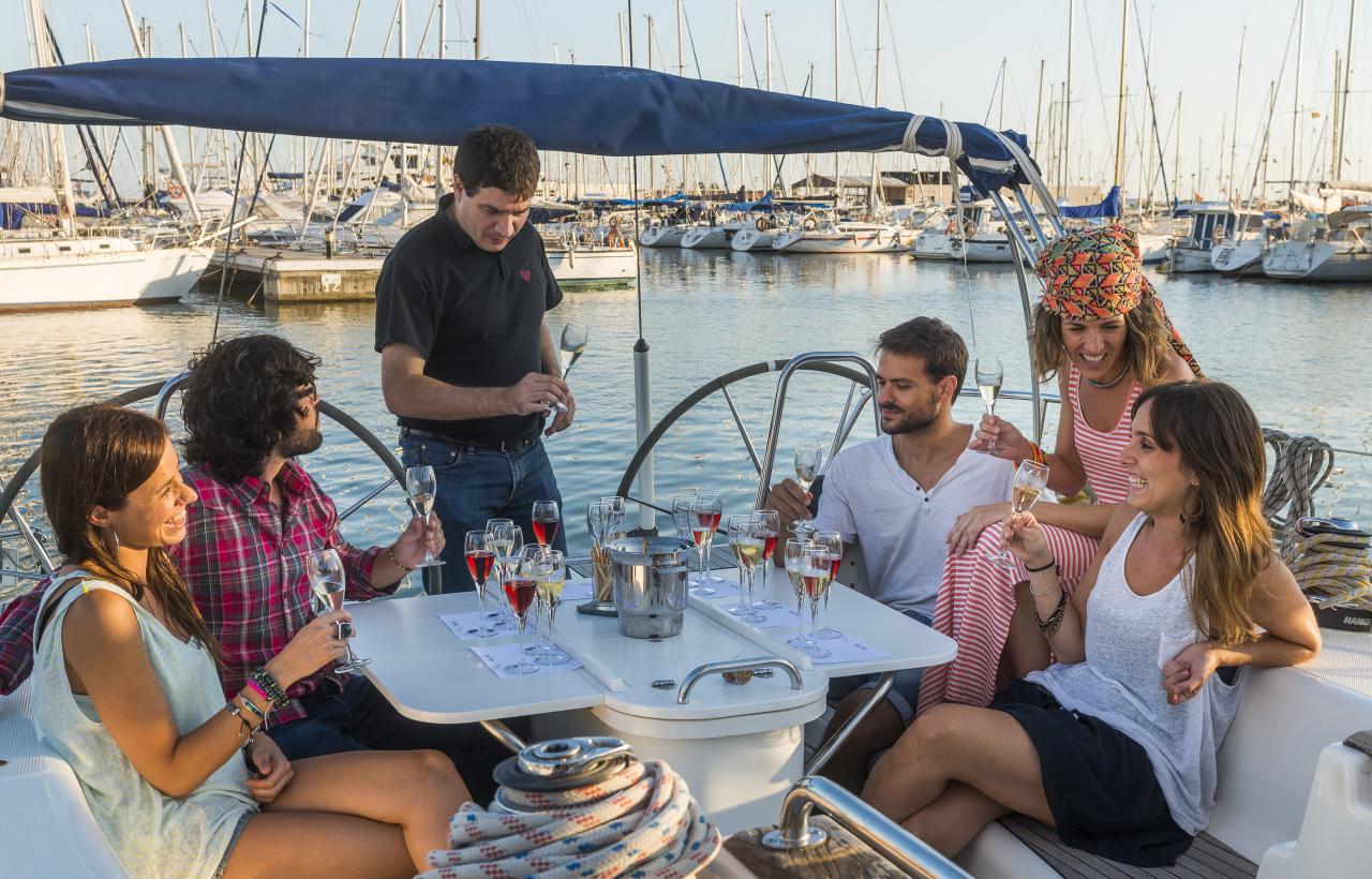 Penedes Turisme Ruta del Vi tast al mar