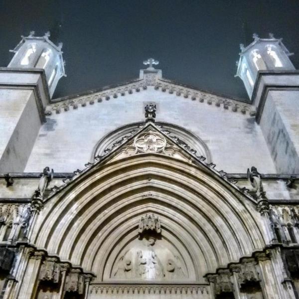 Fachada principal de la iglesia de santa Maria