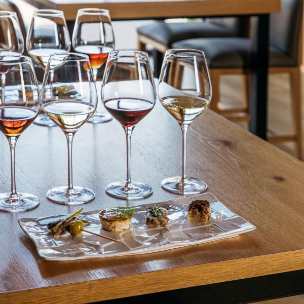 Maridatge de vins i tapes