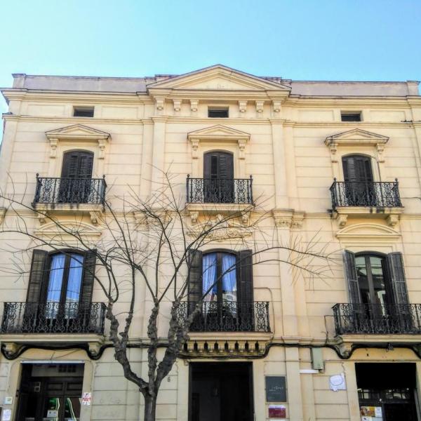 façana principal de la casa Serra i Coromines