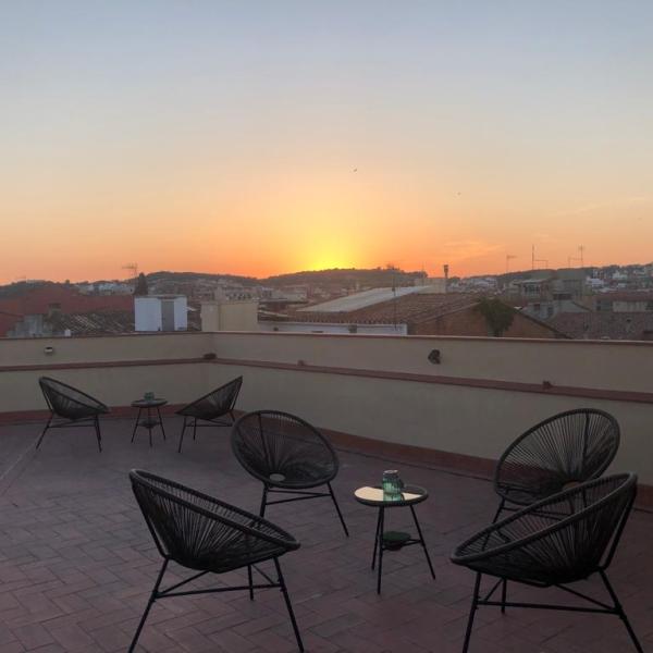 Posta de sol sobre la capital del cava