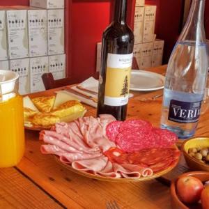 visita completa al celler amb degustació i tast de vins
