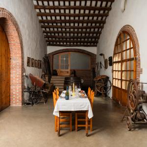 Sabors Ancestrals- Visita privada, tast premium i brunch al Celler Eudald Massana