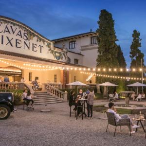 Visita a les caves centenàries Freixenet