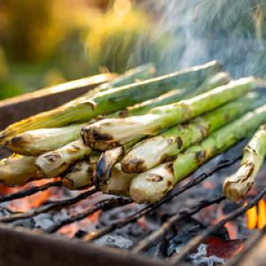 Visita i tast de cava amb Calçotada a la Bleda