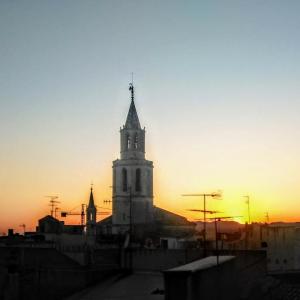 Posta de sol al campanar de santa Maria