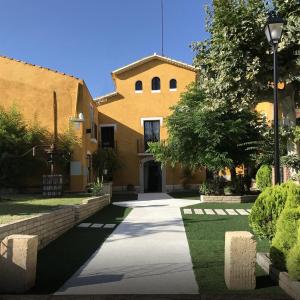 03-fachada.jpg