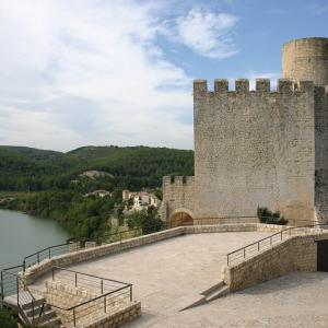 Castell de Castell i el Pantà de Foix
