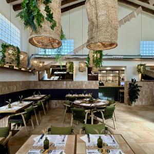 Menjador de Casa Torrada des de entrada