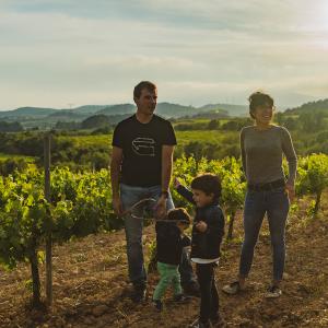 El Secret del Vicenç. Contemplar el Penedès des d’una cadira gegant