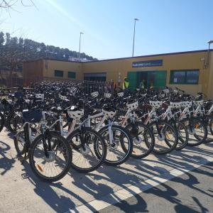 Centre de Bicis - Bikemotions - a l'estació de tren de Lavern-Subirats - Penedès