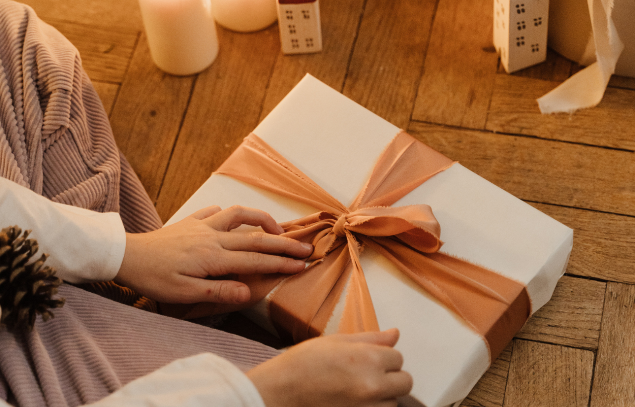 Regalos para mujer: ideas originales para acertar esta Navidad