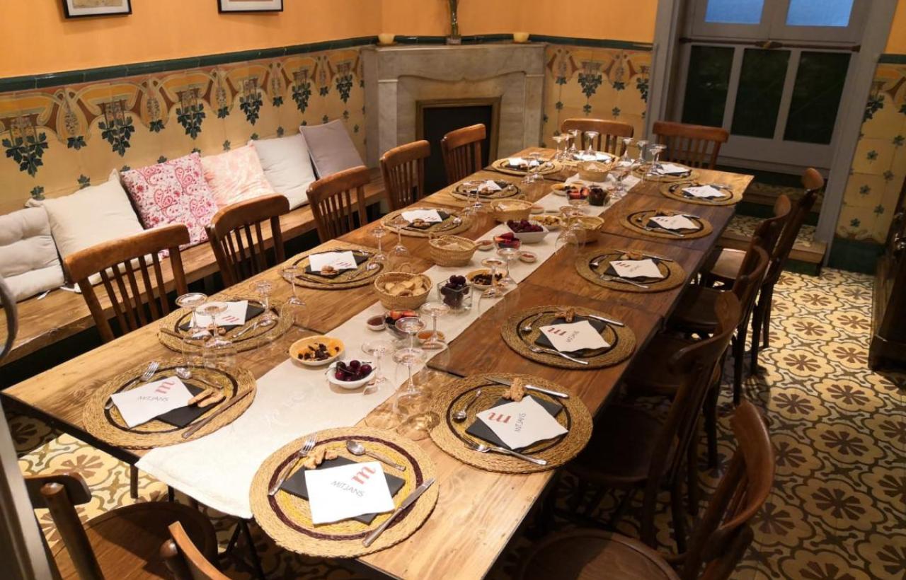 Mitjans la Botiga, Tast&Vins Mitjans la Botiga, Tast&Vins