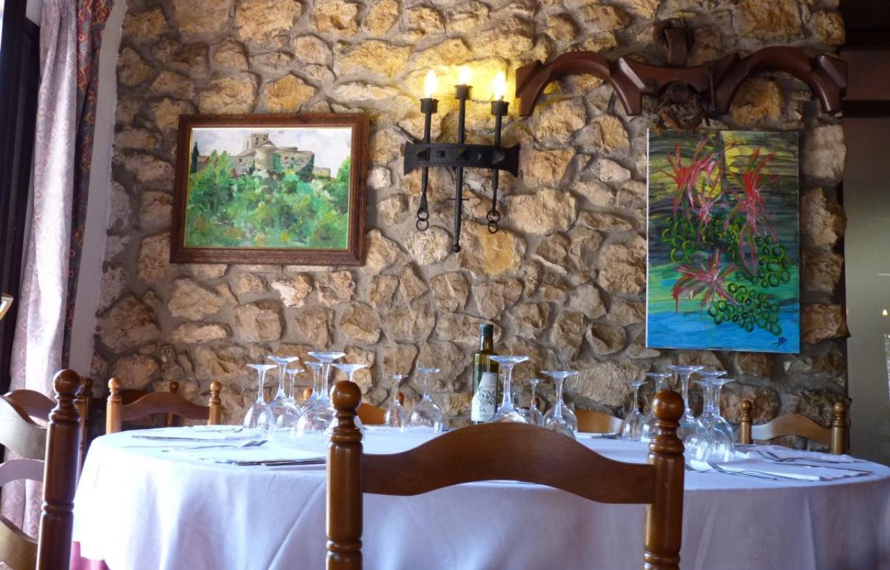 Menjador Interior Hostal Les Piques Hostal Les Piques